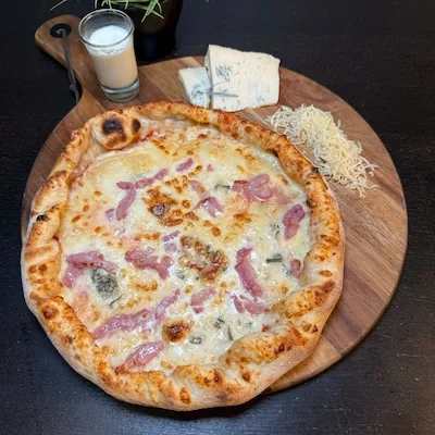 Pizza Lombarde a emporter et en livraison a Tourcoing et Mouvaux
